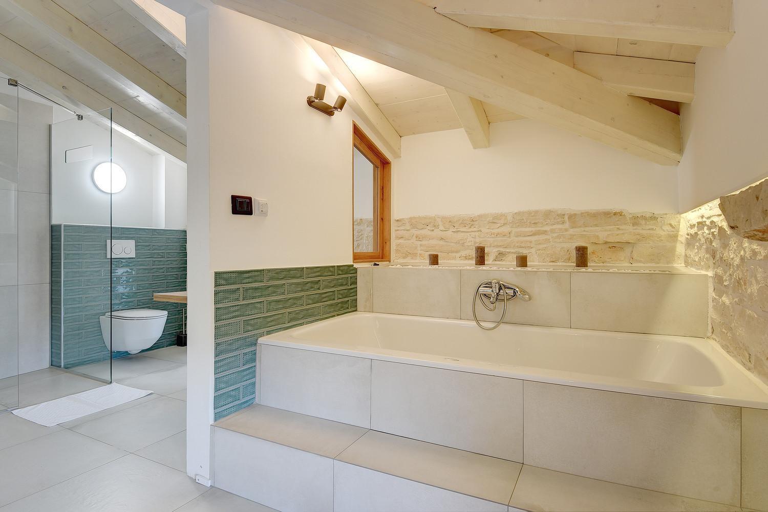 Villa Pi For 8 People In Central Istria With Heated Pool & Large Garden Tinjan Экстерьер фото