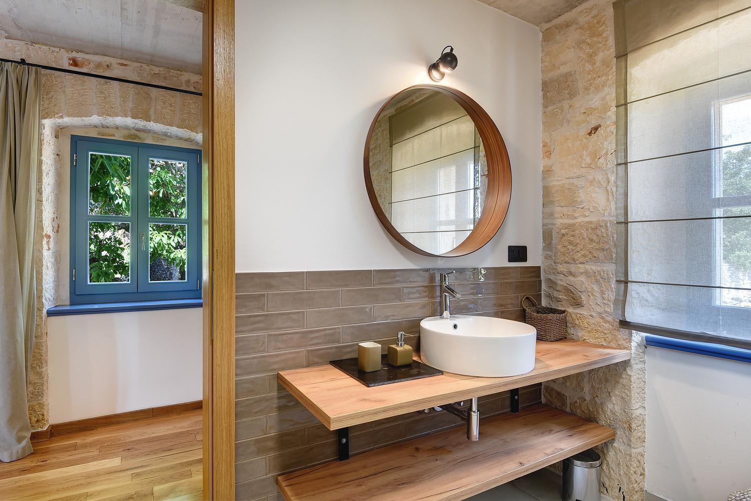 Villa Pi For 8 People In Central Istria With Heated Pool & Large Garden Tinjan Экстерьер фото